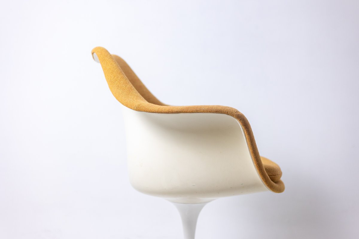 Eero Saarinen pour Knoll. Fauteuil 'Tulipe' jaune safran. Circa 1960-70 LS6555609P-photo-1