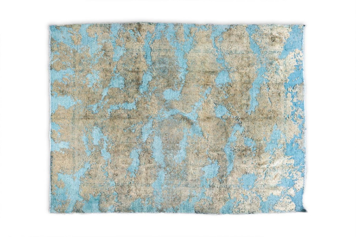 Tapis de sol rectangulaire en laine à fond bleu clair. Contemporain. LS66131801