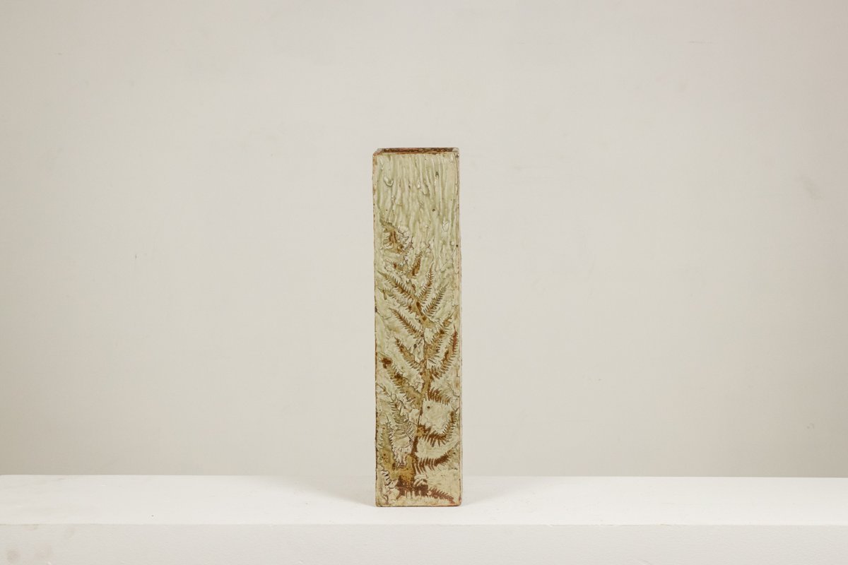 Brutalist-style Stoneware Vase With Plant Decoration. 1970s. Ls6708b-photo-2