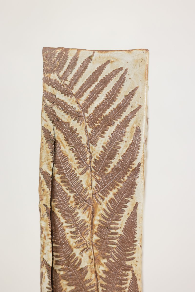 Brutalist-style Stoneware Vase With Plant Decoration. 1970s. Ls6708a-photo-4