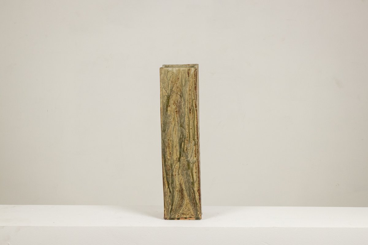 Brutalist-style Stoneware Vase With Plant Decoration. 1970s. Ls6708d-photo-2