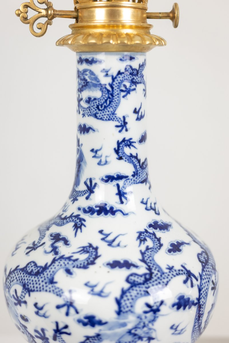 Paire de lampes en porcelaine décor dragon, bronze doré. Circa 1880 LS6682-photo-1