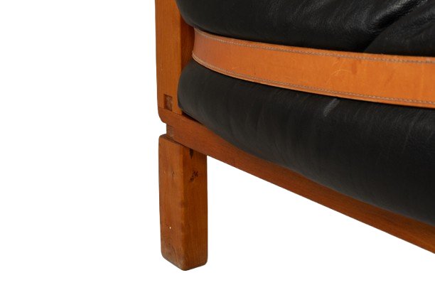 Pierre Chapo.  S22 Two-seater Sofa, In Elm And Black Leather. 1970 Ls6739-photo-1