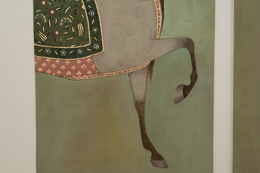Painted Canvas Depicting A Light-colored Indian Horse In Profile. Contemporary. Ls6757a6701-photo-4