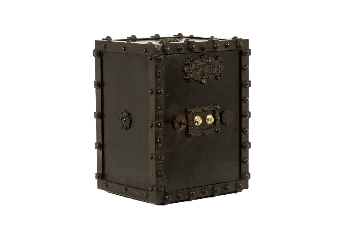Bauche. Antique Small Metal Travel Safe. Napoleon III Period. Ls6788558