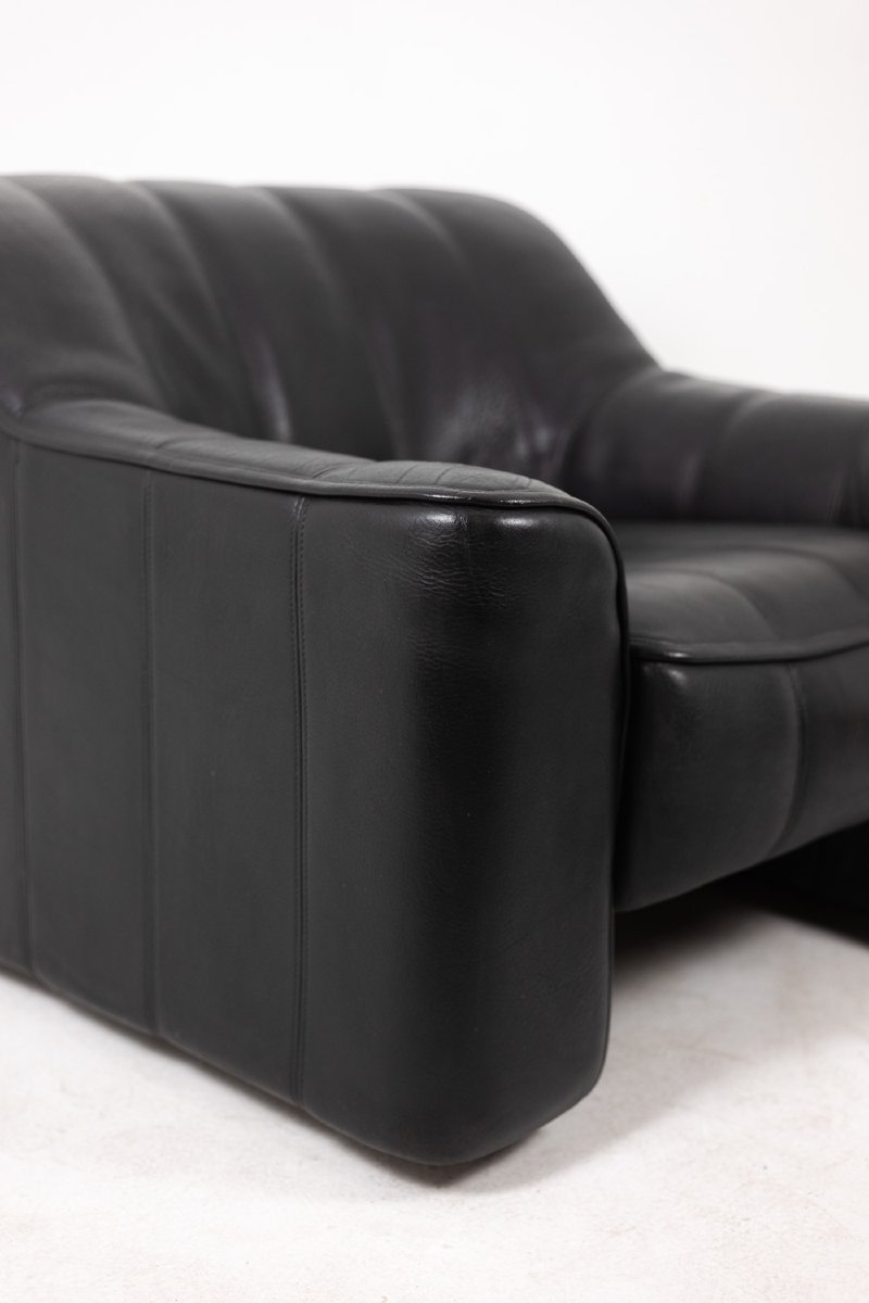 De Sede. Armchair And Ottoman In Black Leather. 1970s Ls48011351b-photo-7