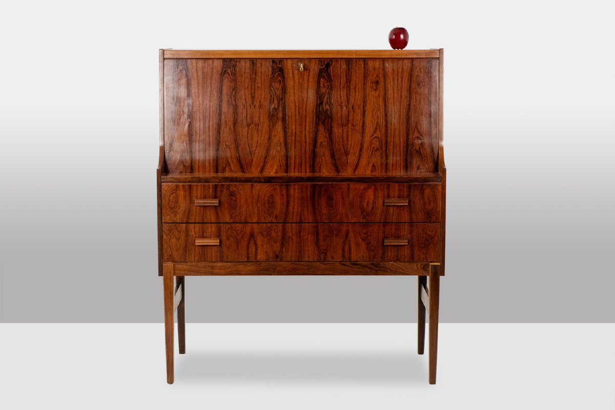 Commode en palissandre à 2 tiroirs, formant secrétaire. Années 1970. LS6792619-photo-2