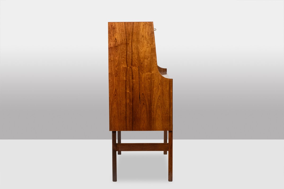 Commode en palissandre à 2 tiroirs, formant secrétaire. Années 1970. LS6792619-photo-1