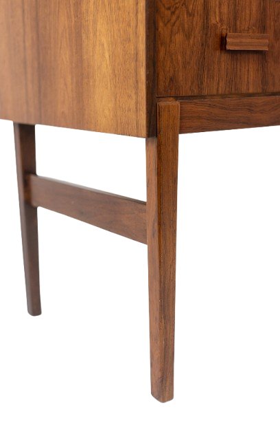 Commode en palissandre à 2 tiroirs, formant secrétaire. Années 1970. LS6792619-photo-7