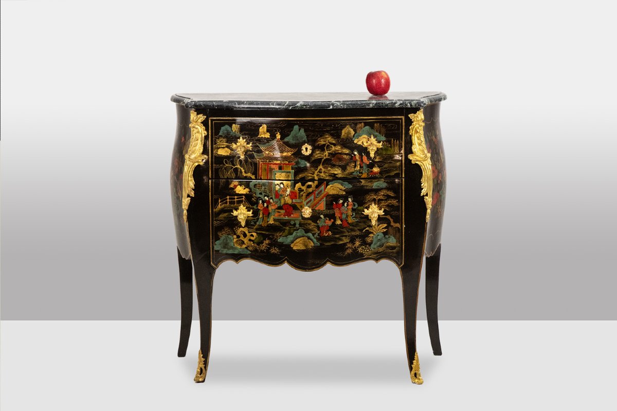 Commode sauteuse de style Louis XV en laque. Années 1950. LS68371209U-photo-2