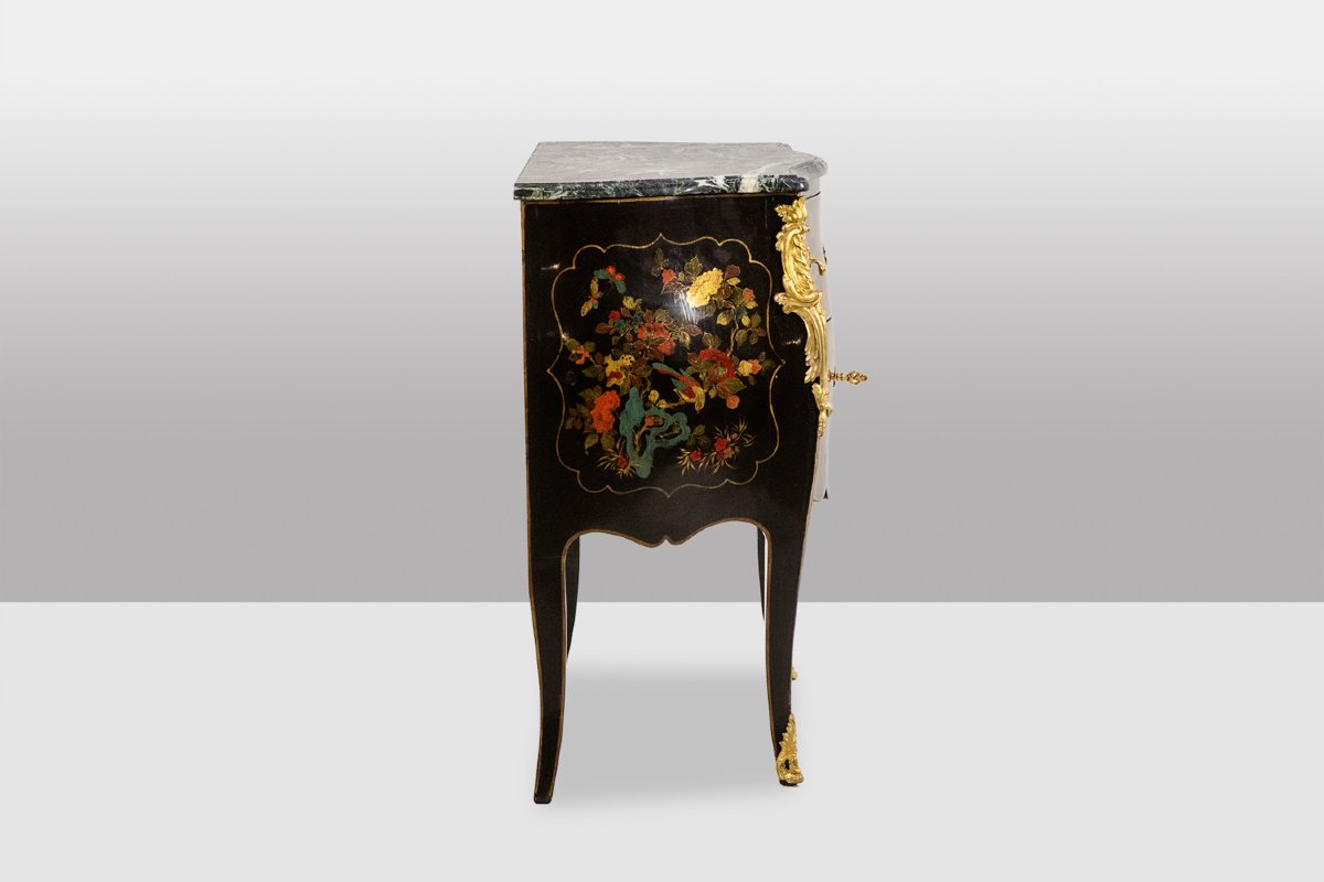 Commode sauteuse de style Louis XV en laque. Années 1950. LS68371209U-photo-4