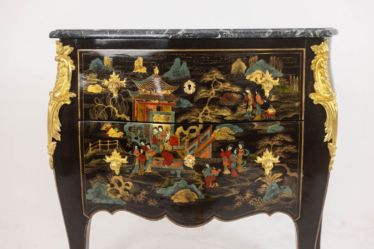 Commode sauteuse de style Louis XV en laque. Années 1950. LS68371209U-photo-2