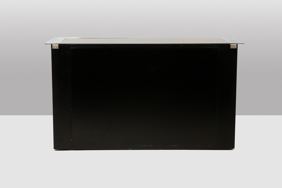 Sergio Mazza, pour Cinova. Commode en bois laqué noir. Vers 1970. LS68391356-photo-6