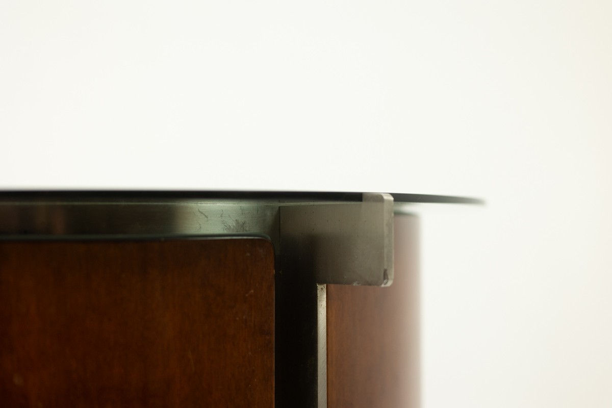 Eugenio Gerli, pour Tecno. Table basse ronde avec bar intégré. Vers 1960. LS68411089-photo-3