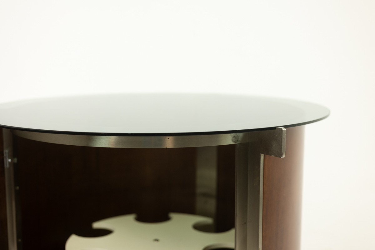 Eugenio Gerli, pour Tecno. Table basse ronde avec bar intégré. Vers 1960. LS68411089-photo-6