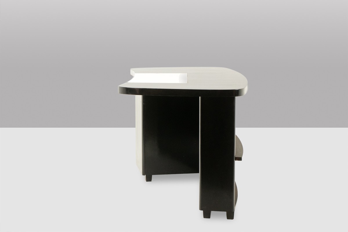 Bureau Art Déco de forme rognon, en bois laqué noir. Années 1930. LS4722-photo-4