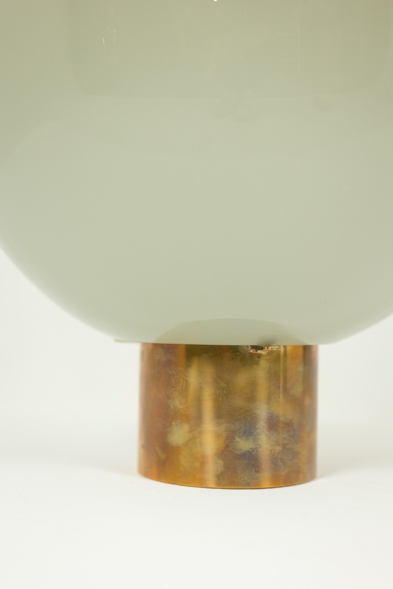 Globe Lamp In Opalescent Glass And Patinated Bronze. Contemporary. Ls6843457-photo-3