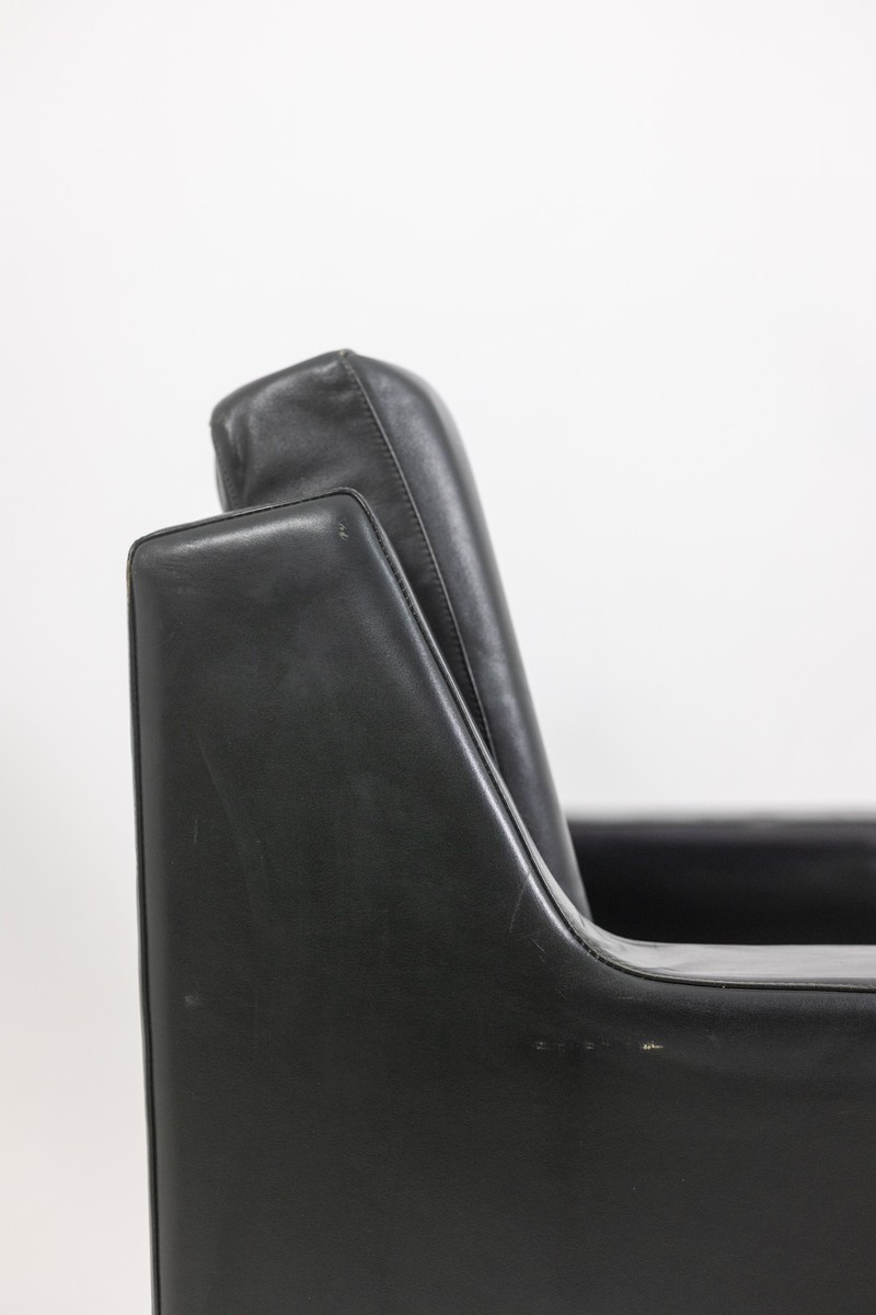 Airborne. Pair Of Green Leather Armchairs. 1950s.ls68601609p-photo-5