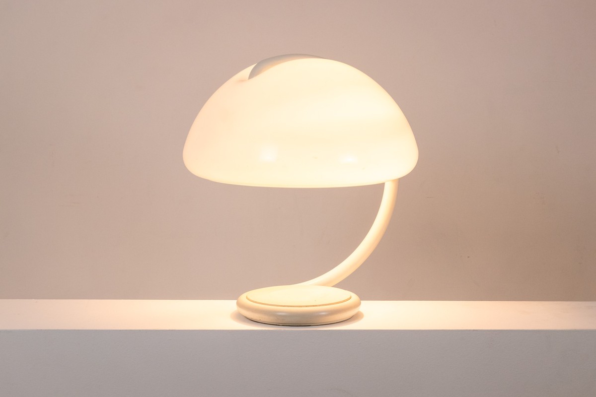 Elio Martinelli. “serpente” Table Lamp In White. 1960s–70s.ls6945709-photo-3