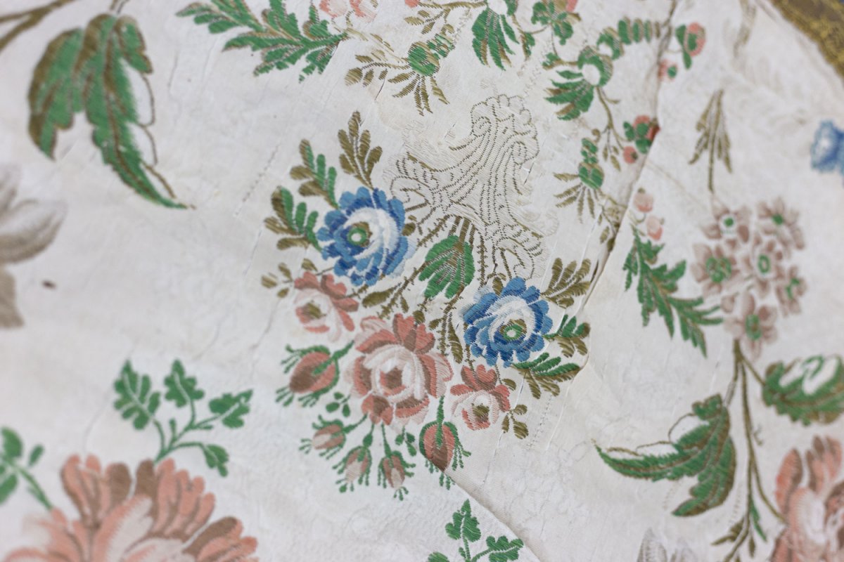 Table Runner In Embroidered Silk, 19th Century - Op297301-photo-1