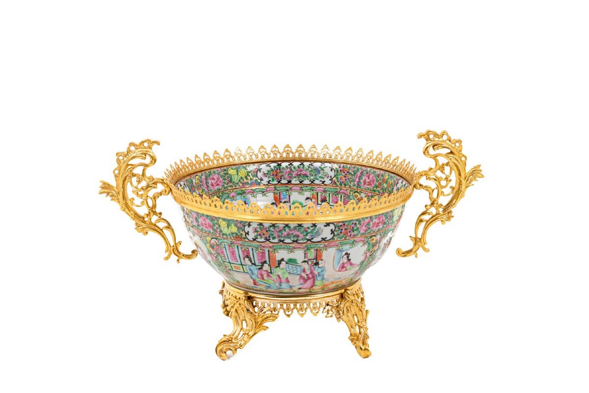 Grande Coupe En Porcelaine De Canton Et Bronze Doré, Circa 1880 - Ls4380485