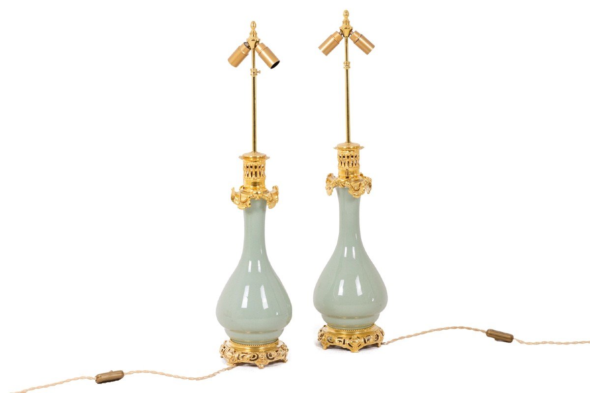 Paire De Lampes En Porcelaine Céladon Et Bronze, Circa 1880, LS4600722-photo-1