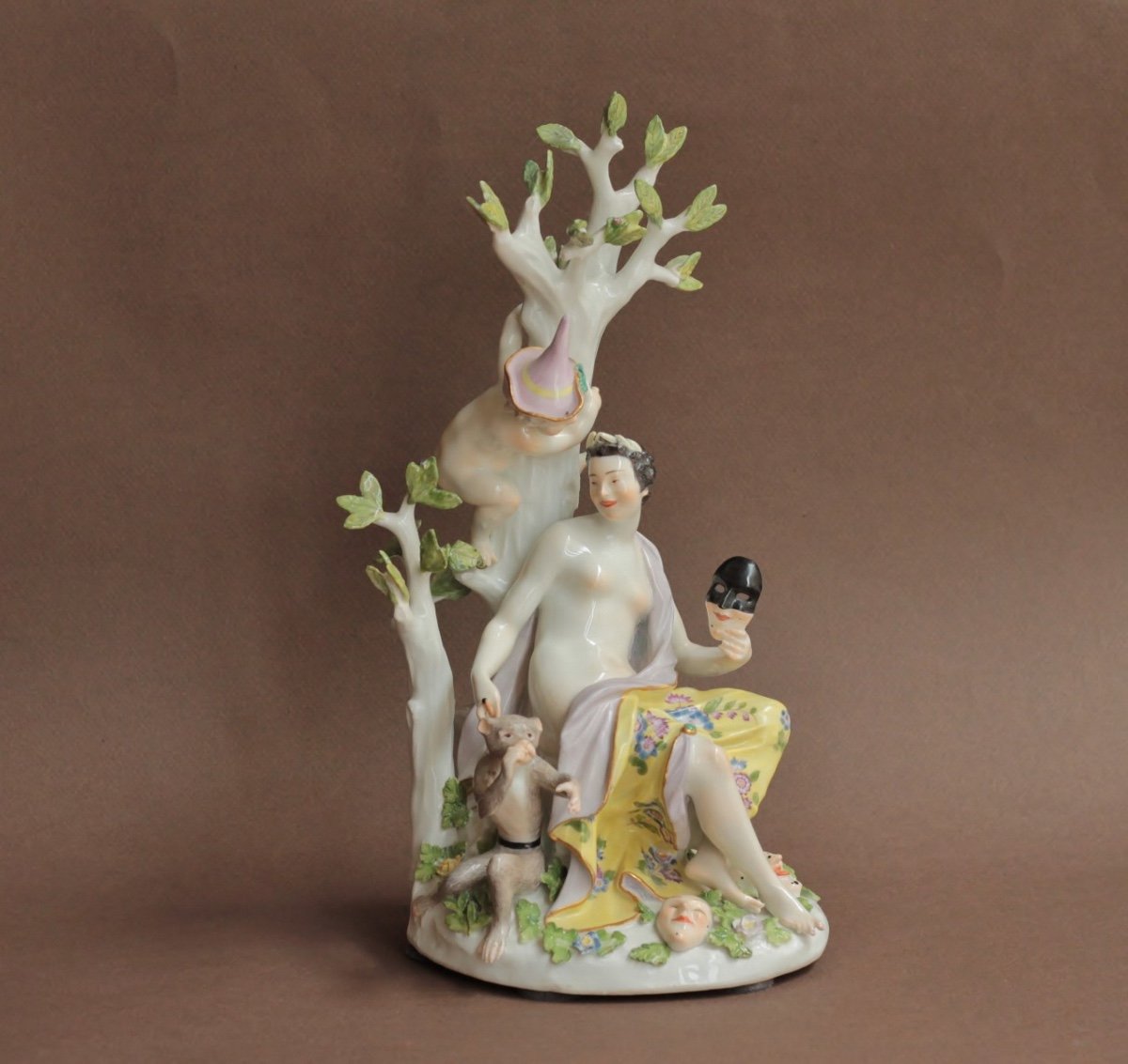 Groupe En Porcelaine De Meissen Représentant La Comédie, Modèle De Kandler, Vers 1745.