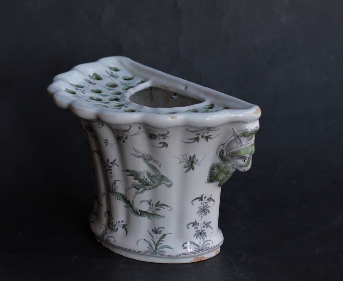 Moustiers Faience Flowerpot Decorated With Grotesques, 18th Century-photo-4