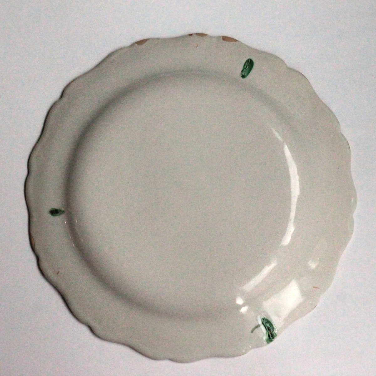 Assiette en faïence de Marseille à décor de fleurs, 18e s.-photo-3