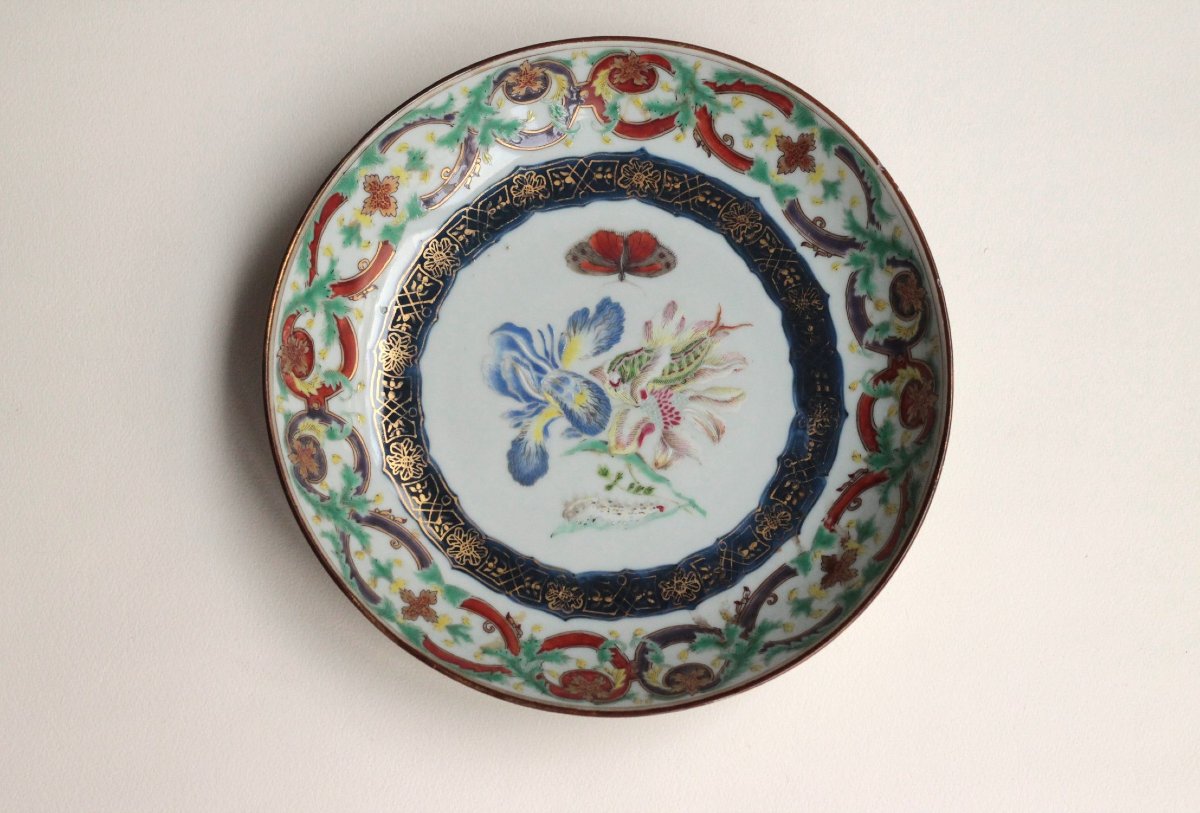 A Chinese Porcelain Bowl Decorated With A Bouquet Of Flowers, Based On A Design By C. Pronk. Qianlong Period.-photo-2