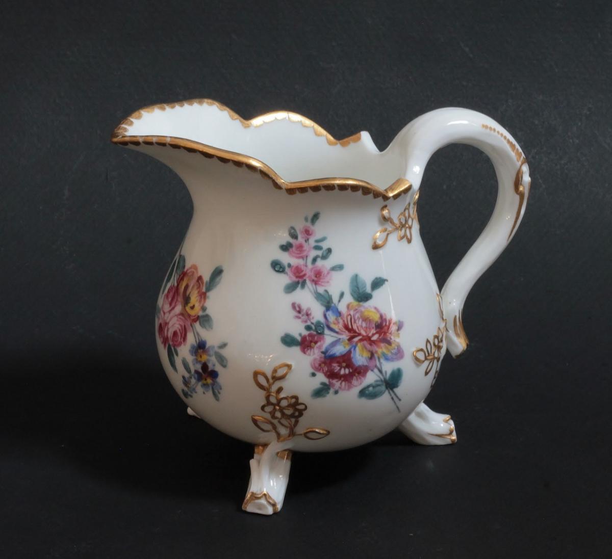 Milk Pot Tripode Porcelain Tender Sèvres, 18th S.-photo-2