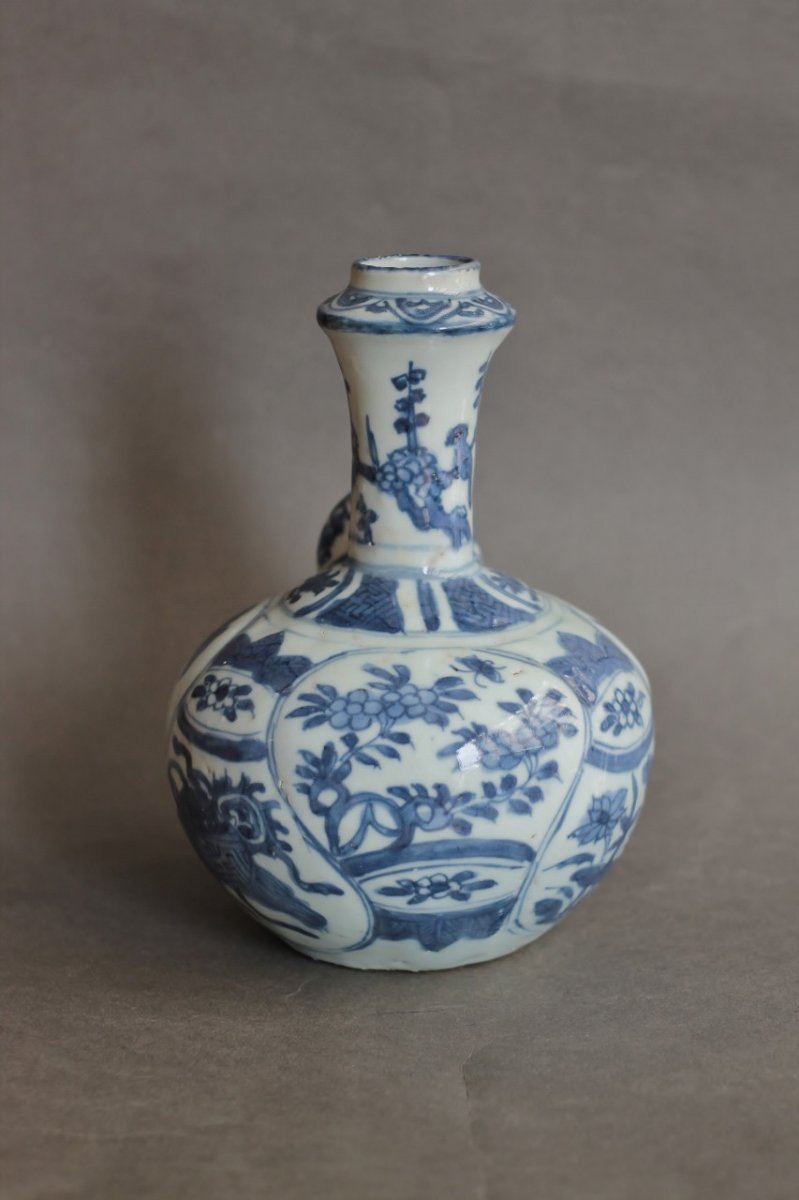 Chinese Porcelain Kendi-photo-4