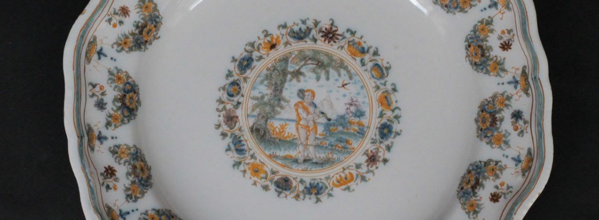 Moustiers Earthenware Plate With Mythological Decor Representative Hercules. 18th Century.-photo-2