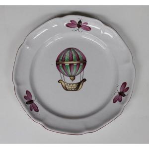 "balloon" Plate In Lunéville Earthenware, Circa 1785.