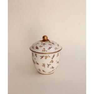 "calabre" Sugar Bowl Made Of Sèvres Soft-paste Porcelain, 18th Century.