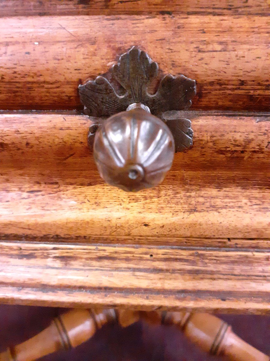 Table A Ecrire D Epoque Louis Xlll En Noyer Clair-photo-1