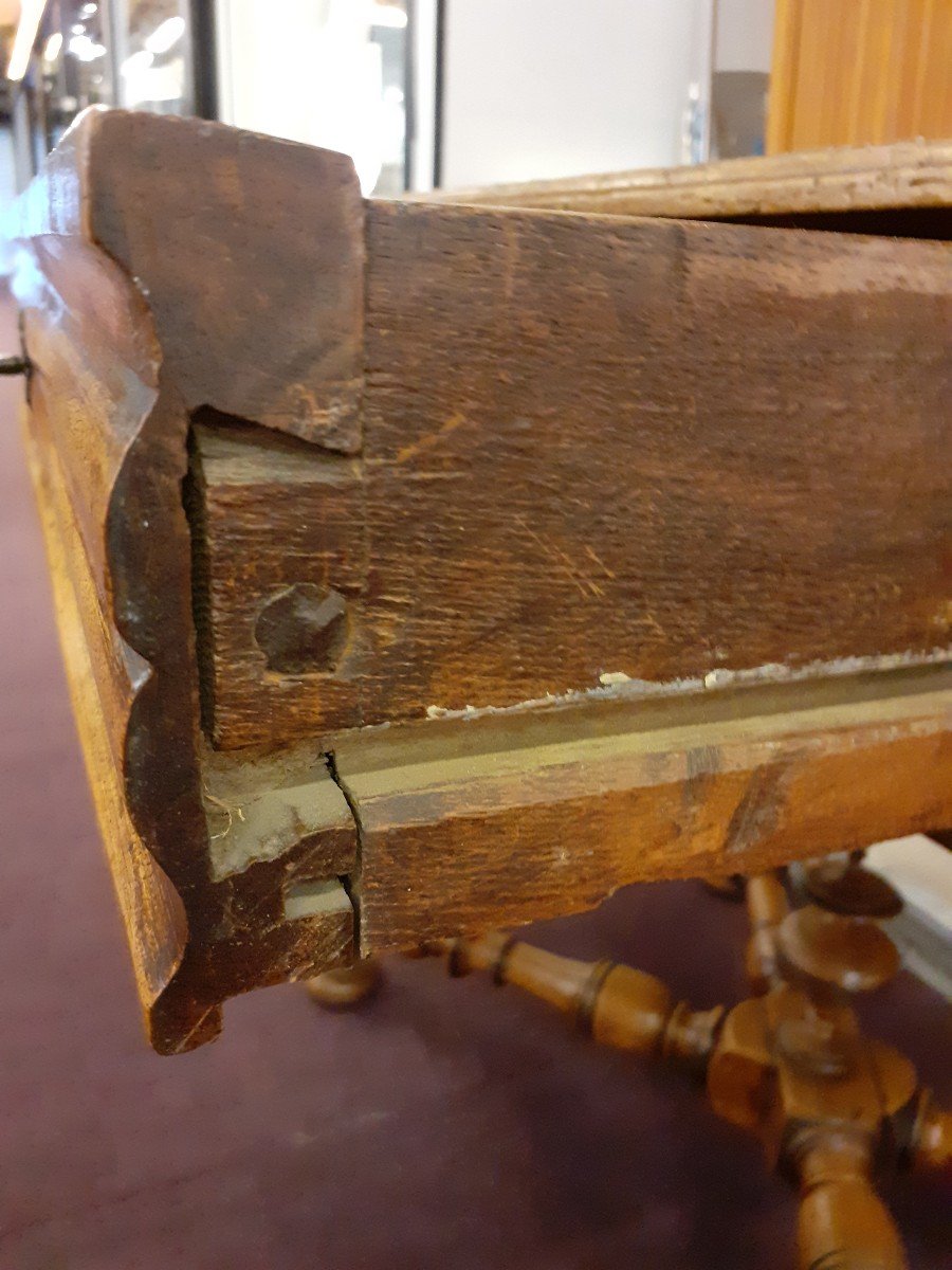 Table A Ecrire D Epoque Louis Xlll En Noyer Clair-photo-2