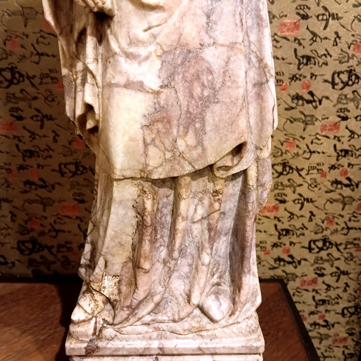 Grande vierge a l enfant sculptee en marbre -photo-2