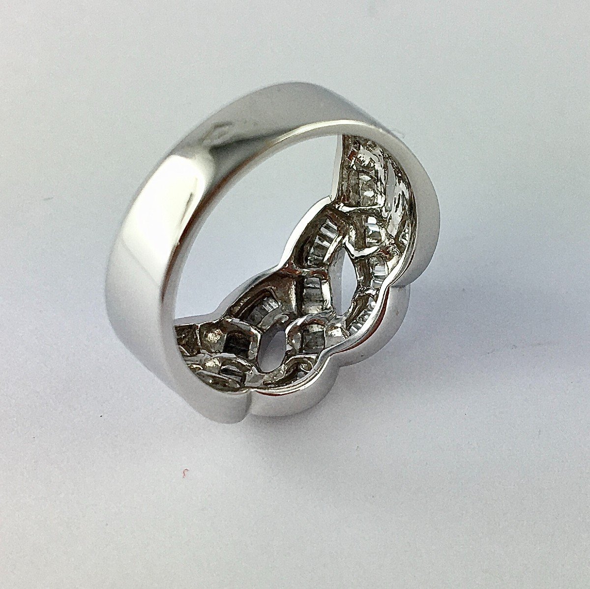 Baguette Cut Diamonds Pave Braid Band Ring In White Gold-photo-6