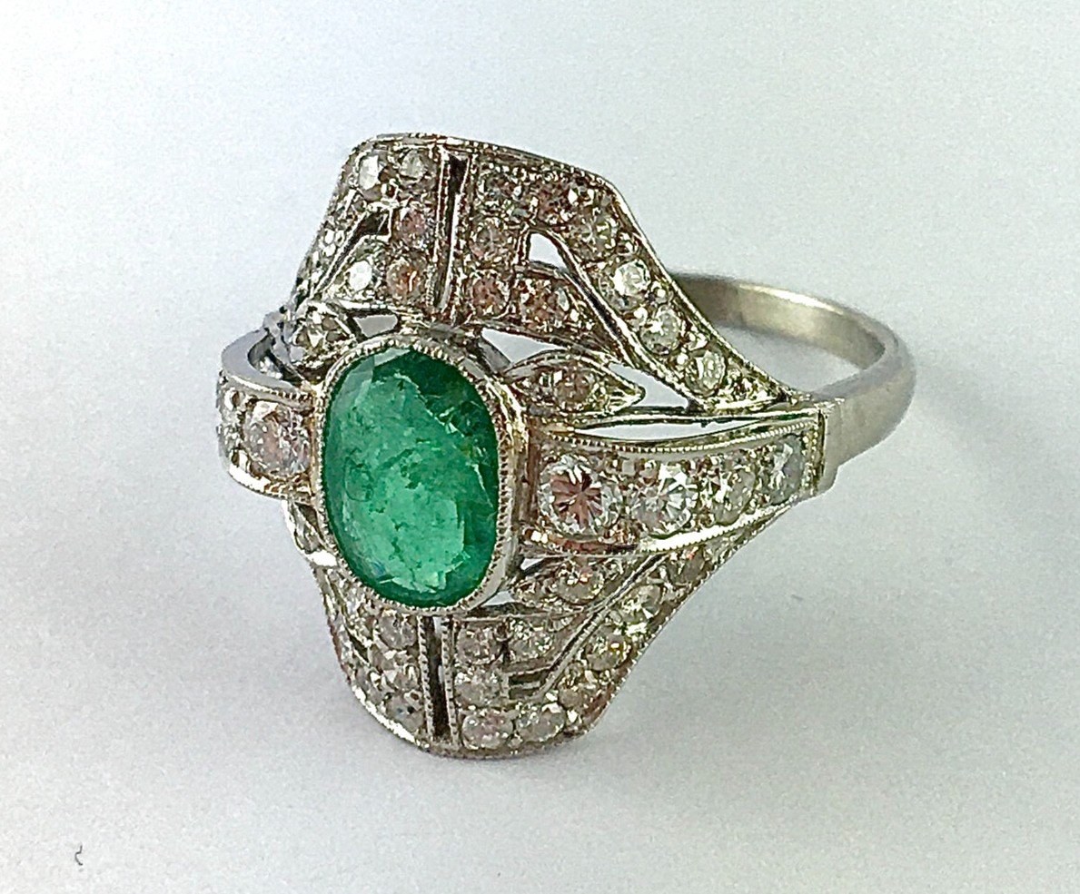 Art Deco Style Emerald And Diamond Ring On Platinum-photo-2