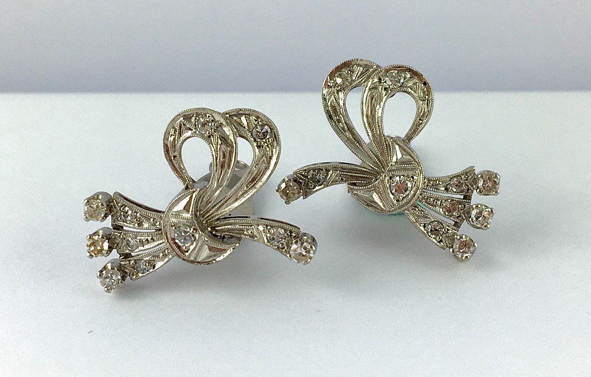 Boucles d'Oreilles Clips Noeuds Années 60 Diamants  Sur Or Blanc-photo-2