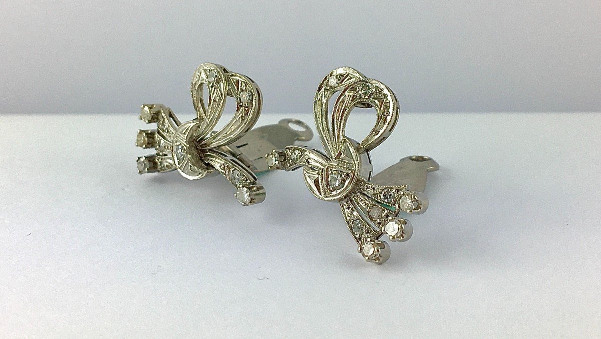 Boucles d'Oreilles Clips Noeuds Années 60 Diamants  Sur Or Blanc-photo-3