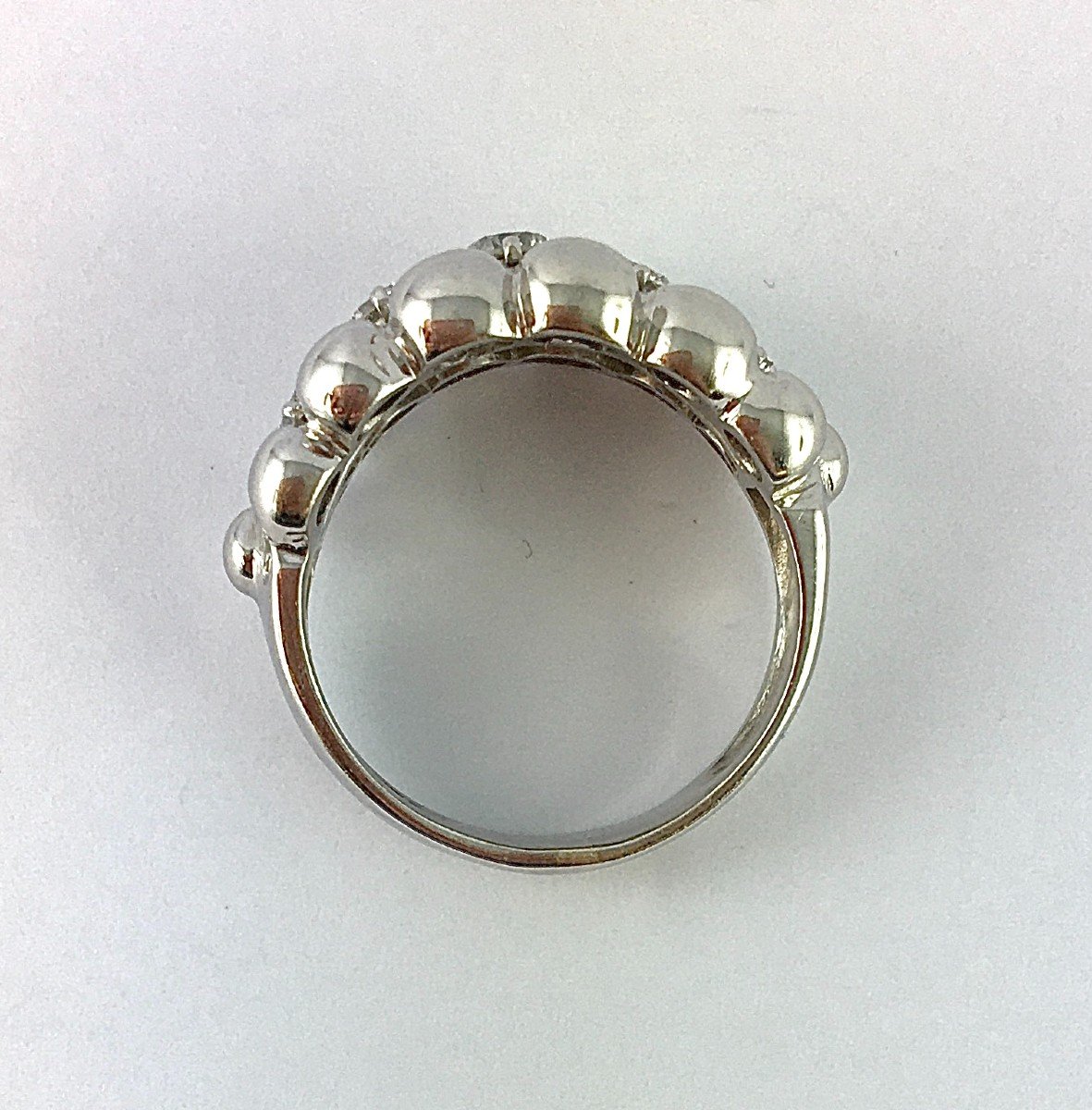 Bague Bandeau Jarretière Diamants Et Grains d'Or Blanc-photo-5