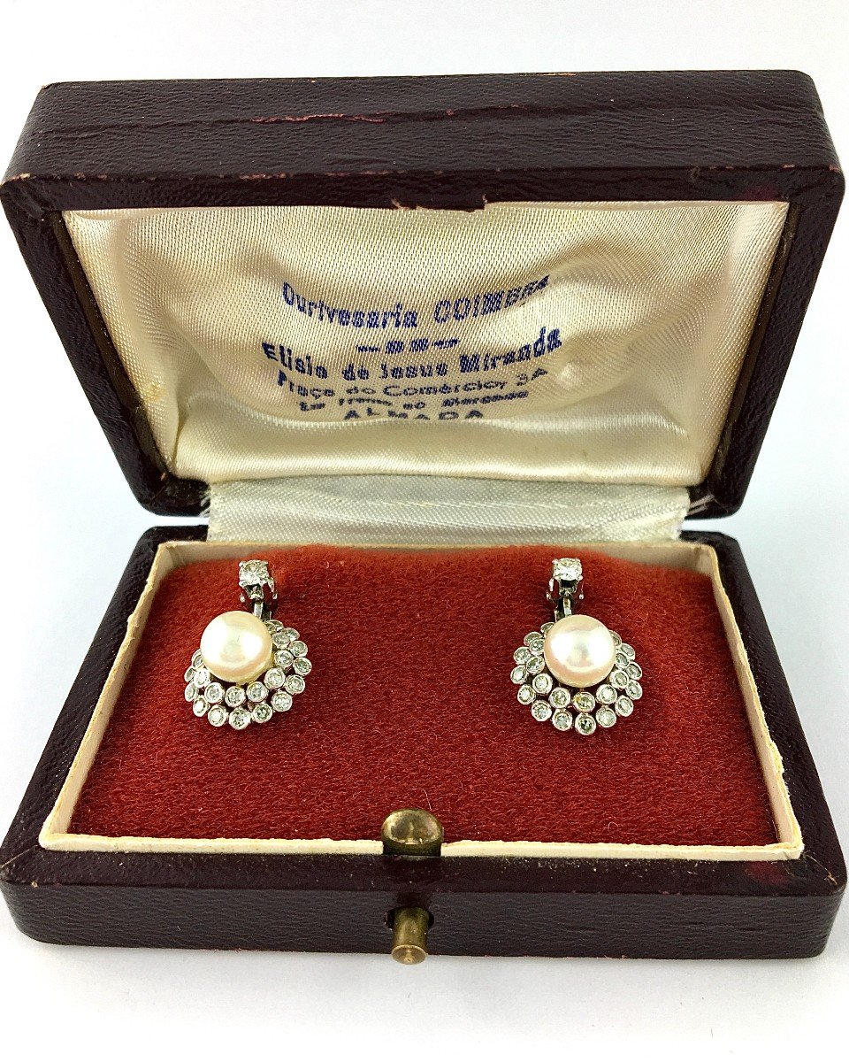 Japanese Akoya Cultured Pearl Flower Sleeper Earrings Diamonds / White Gold Box-photo-2