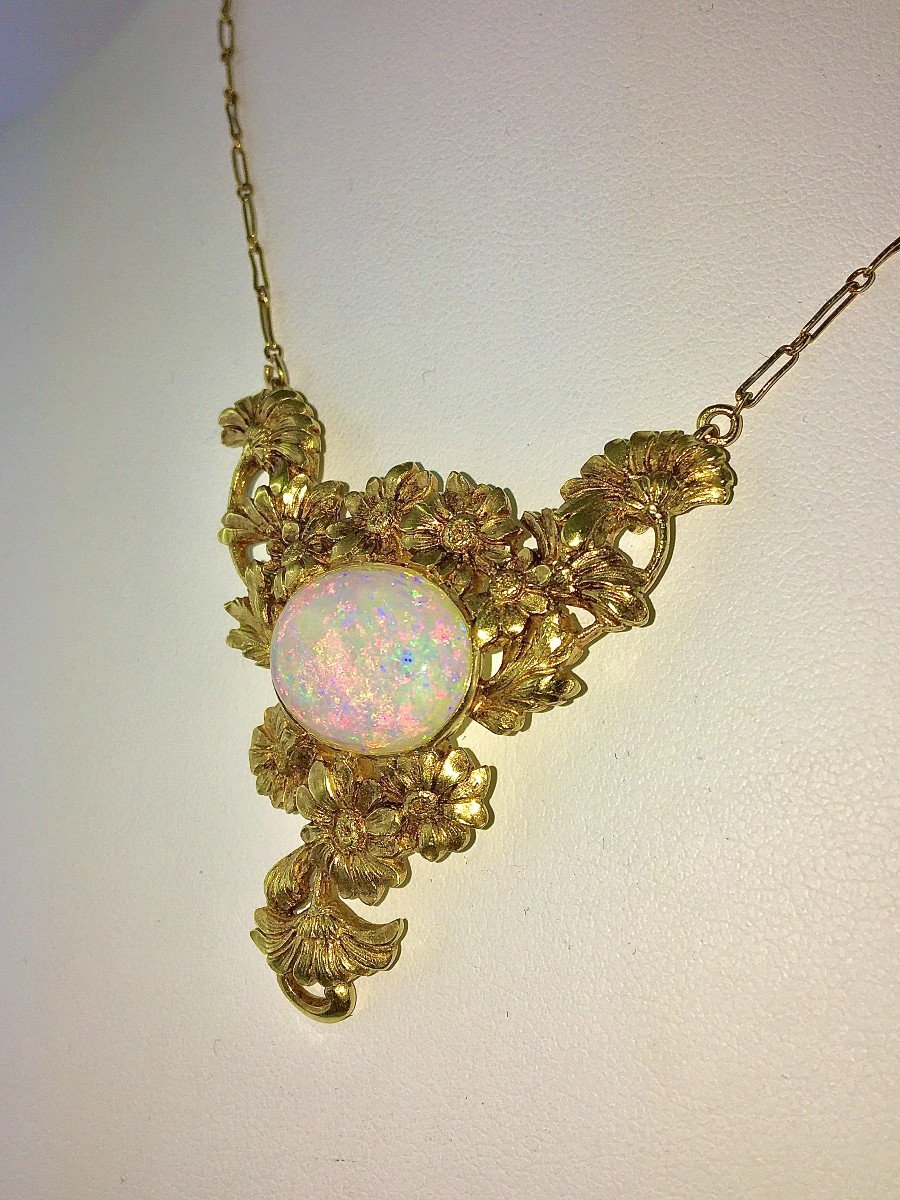 Collier Art Nouveau  Opale  D'Australie Cabochon Et Motifs Fleurs Marguerites Sur Or Jaune -photo-2