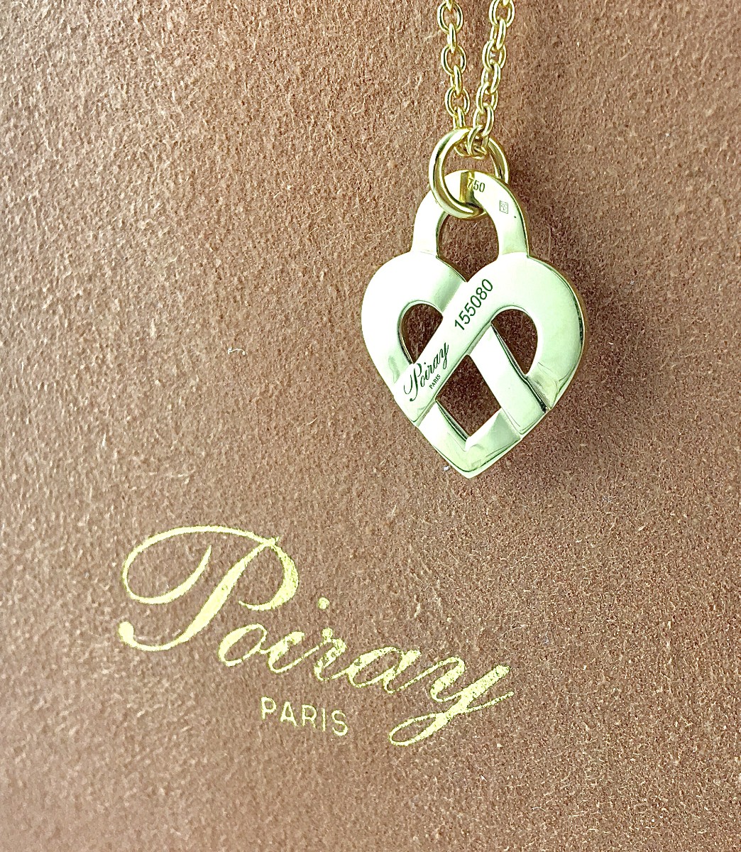 Poiray Yellow Gold Necklace With Intertwined Heart Pendant On Its Chain And Case