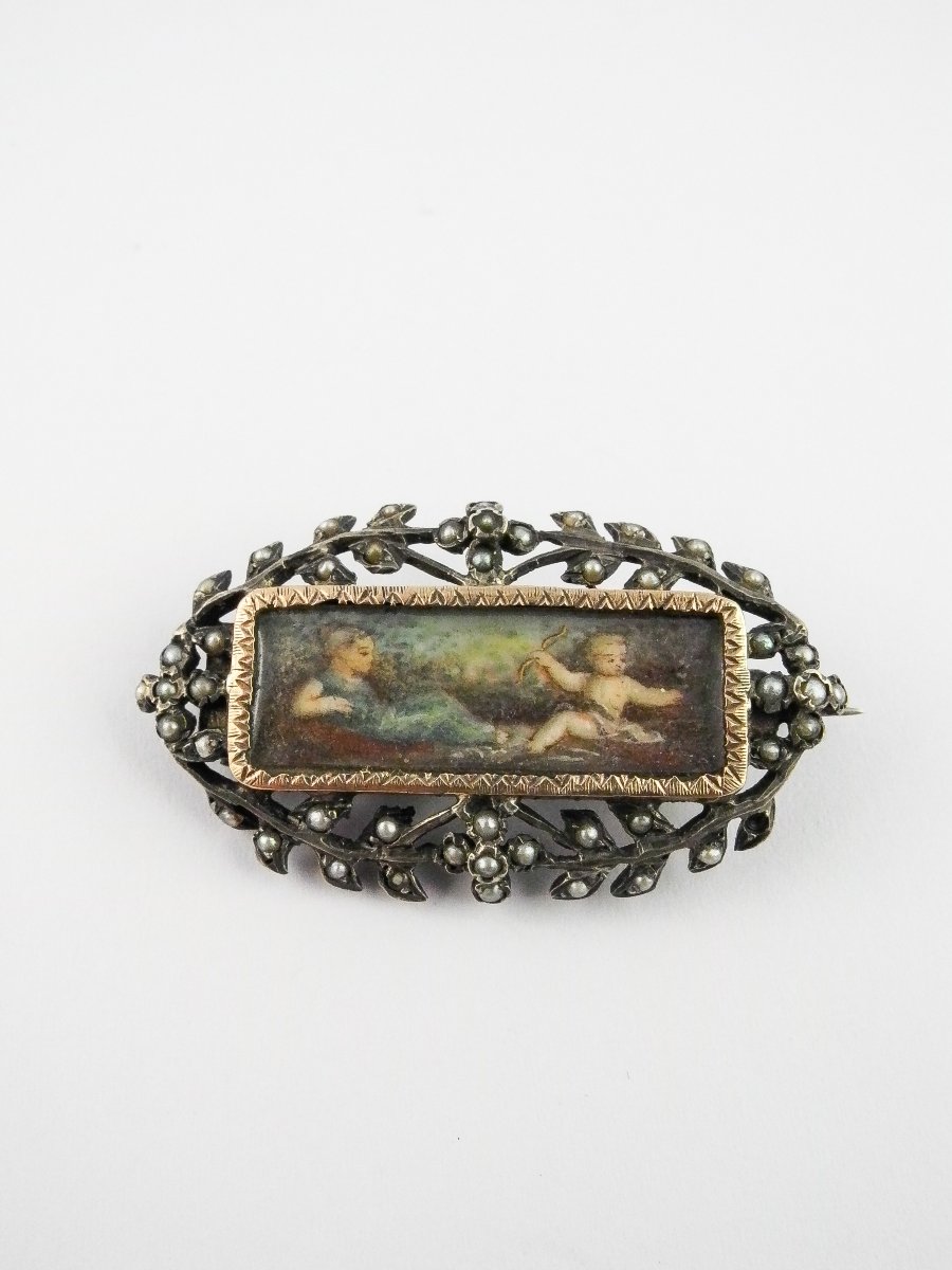 Miniature Brooch And Fine Pearls On Silver And Vermeil -photo-2