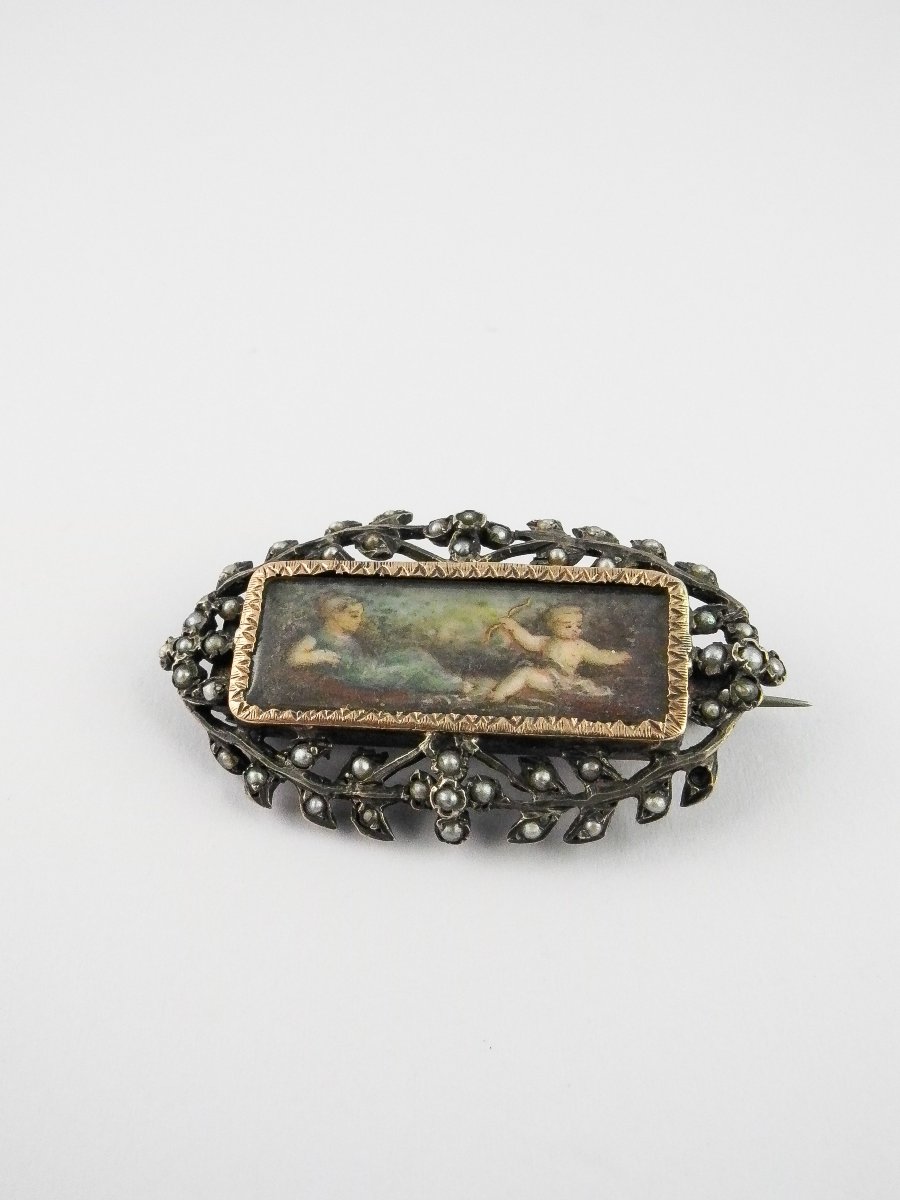 Miniature Brooch And Fine Pearls On Silver And Vermeil -photo-3