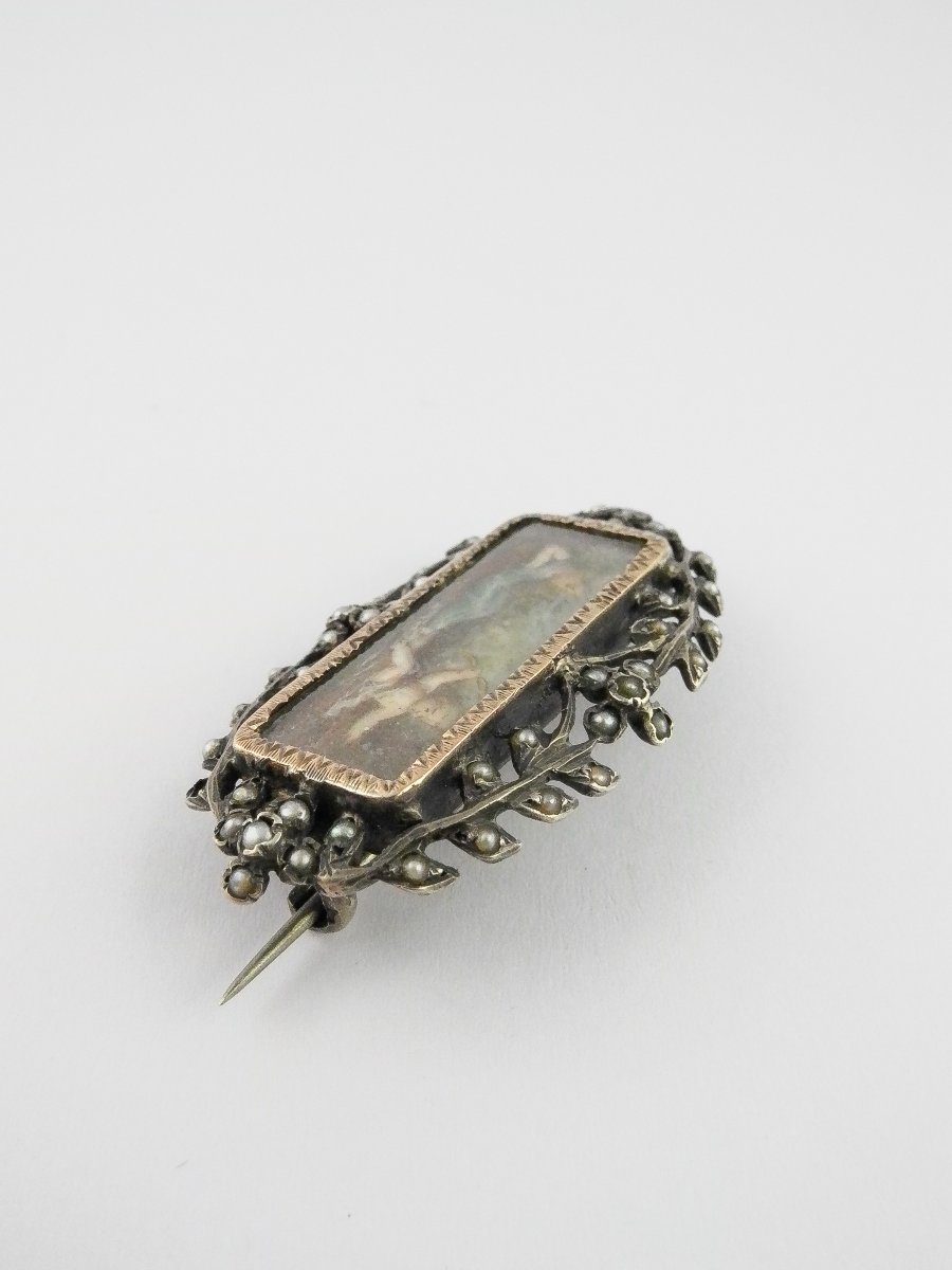 Miniature Brooch And Fine Pearls On Silver And Vermeil -photo-4
