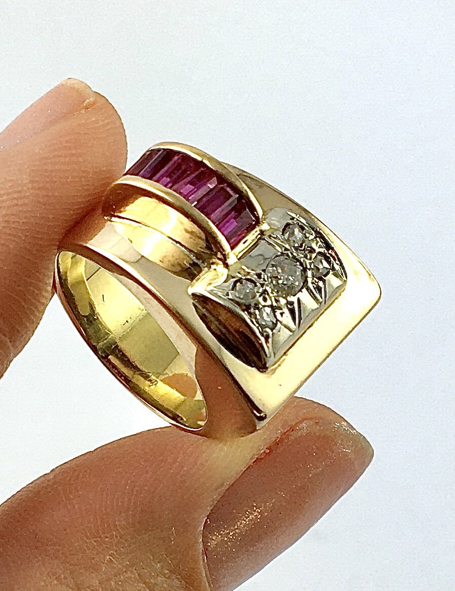 Bague Tank Asymétrique Diamants Taille Ancienne, Rose Et Rubis Synthétiques Sur Or Rose-photo-3